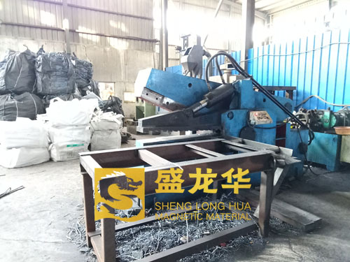 ���C�O��